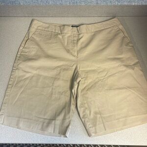 Izod stretch twill chino shorts